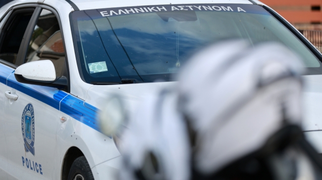 Νέα Μάκρη: Άγρια δολοφονία 36χρονου – Συνελήφθη η εν διαστάσει σύζυγος και δύο συνεργοί