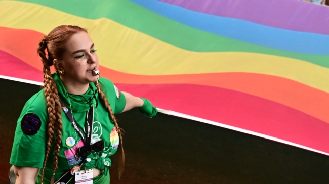 Γιατί δεν αναρτήθηκαν αφίσες του Pride στο Μετρό; Η απάντηση - εξήγηση της ΣΤΑΣΥ