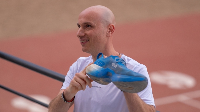 ena athletics x INTERSPORT: Μια συνεργασία που έρχεται να αλλάξει τα δεδομένα στα running παπούτσια