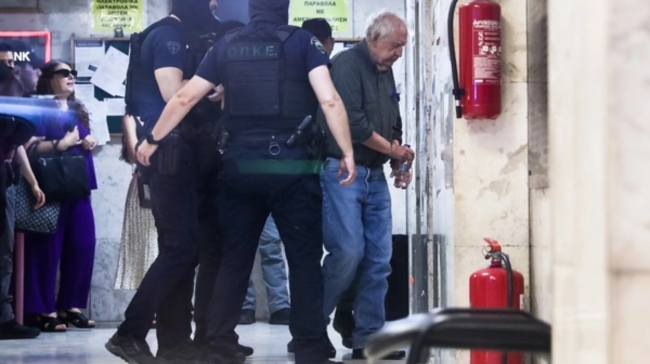 Στα πόσα χρόνια μπορεί να βγει ο Γιωτόπουλος: Τι ισχύει για τους πολυϊσοβίτες και το «17 φορές ισόβια»