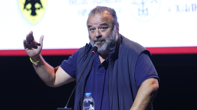Ηλιόπουλος: «Σύμβολο η Μεγάλη του Γένους Σχολή, η ΑΕΚ θα είναι πάντα στο DNA των προσφύγων»