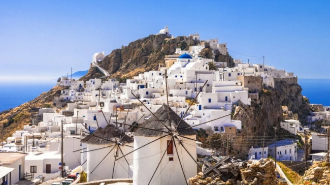 Σέριφος: Οδηγός Διακοπών - Οι παραλίες, το φαγητό και τα αξιοθέατα