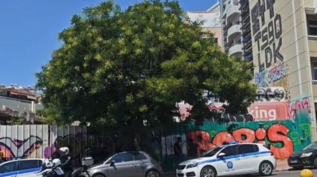 Συναγερμός στην Κυψέλη: Βρέθηκε ύποπτη βαλίτσα: Αναφορές ότι υπάρχει σορός