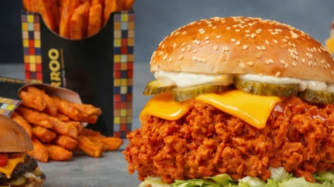 Μεγάλος τελικός με 1+1 Chicken Melt από το Jackaroo από το efood