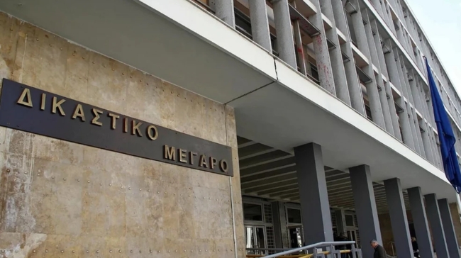Θεσσαλονίκη: Ποινή φυλάκισης ενός έτους στον 27χρονο τράπερ για την οδήγηση με 182 χλμ./ώρα στην ΠΑΘΕ