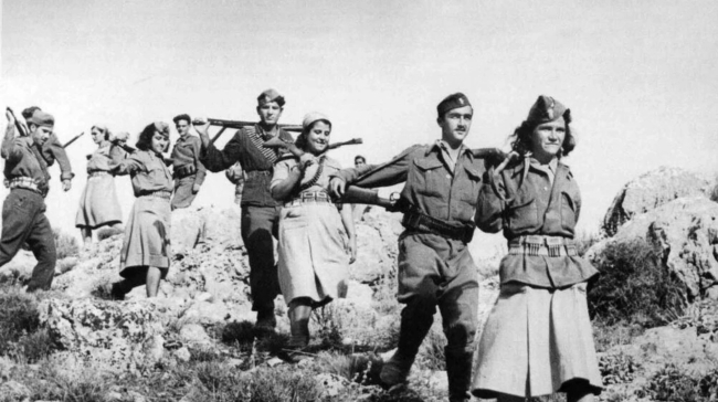 Ο Πολυμέρης Βόγλης στο Reader: «Χωρίς τον Εμφύλιο, είναι αδύνατο να καταλάβουμε τη σύγχρονη ελληνική ιστορία»