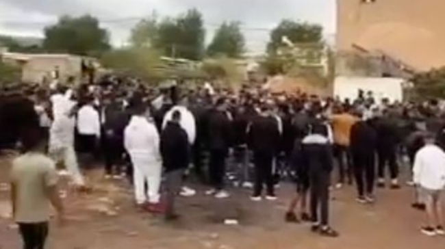 «Βροχή» από πυροβολισμούς στην κηδεία του «Τάισον» που σκοτώθηκε στο φρικτό τροχαίο στην Ποσειδώνος