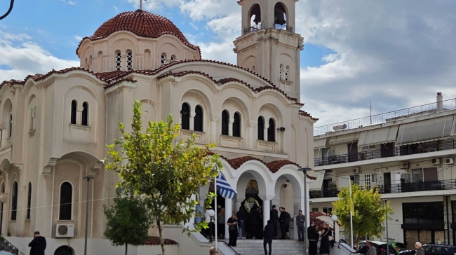 Σε κλίμα οδύνης η κηδεία της Πηνελόπης στη Μεταμόρφωση - Η επιθυμία της οικογένειάς της