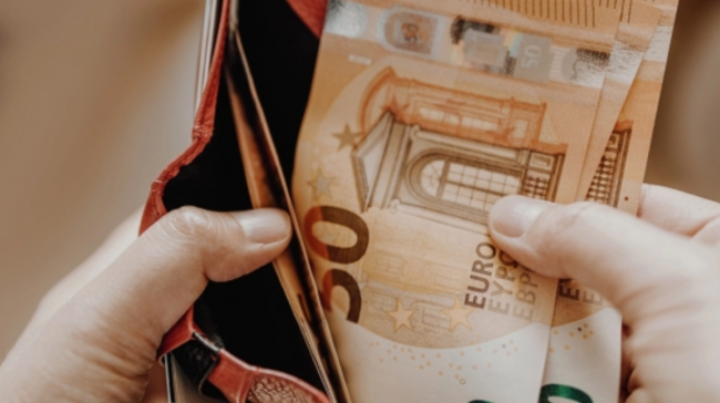 Συντάξεις: Στα 800 ευρώ 9 στους 10 ελεύθερους επαγγελματίες και αγρότες – Η παγίδα με τις χαμηλές εισφορές