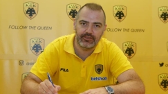 Στην Αθήνα για την ΑΕΚ ο Δέδας, πιάνει άμεσα δουλειά (pics)