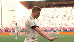 Απίθανος Ντε Μπρόινε, γκολάρα ανατροπής κι αφιέρωση στο σημείο που κατέρρευσε ο Έρικσεν