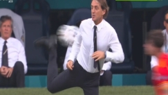 Απίθανο κοντρόλ με το τακουνάκι ο Μαντσίνι (vid)