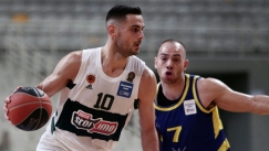  Ακόμη μοιράζει ασίστ ο Παπαπέτρου, είχε 12 στο ημίχρονο!