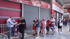 Οι έλεγχοι των φιλάθλων στο Καραϊσκάκη (pics)