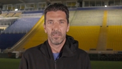 Αποκαλυπτικός Μπουφόν: «Μετανιώνω που αγόρασα στα 18 μου το απολυτήριό μου»