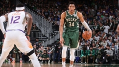 Η εντυπωσιακή εμφάνιση του Αντετοκούνμπο στον 3ο τελικό! (vid)