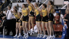 Επαναφέρει τις εμφανίσεις... μαγιό η εθνική μπάσκετ γυναικών της Αυστραλίας! (pics & vids)