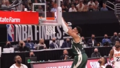 Εντυπωσιακό και με... μανία κάρφωμα του Αντετοκούνμπο! (vids)