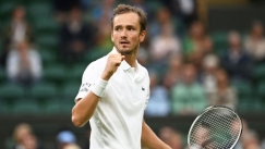 Για 3η φορά στον 3ο γύρο του Wimbledon ο Μεντβέντεφ (vids)