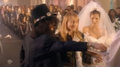 Όταν το «November Rain» των Guns 'N Roses έγινε το πρώτο βίντεο των 90's με πάνω από 1 δισ. προβολές (vid)