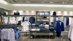 Πέτσας: Δεν συζητάμε απαγόρευση εισόδου ανεμβολίαστων στο λιανεμπόριο