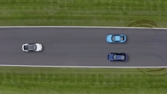 Οι Τομ Κρουζ, Μαρκ Γουέμπερ και Ντέιβιντ Κούλθαρντ «μονομαχούν» με Porsche 911 GT3 (vid)