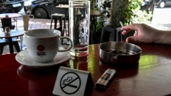 Κι όμως η Ελλάδα ήταν μία από τις πρώτες στον χώρο που απαγόρευσαν το κάπνισμα (pics)