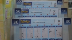 Με μόλις 4,5 ευρώ σάρωσε τα 7,4 εκατομμύρια των τζακ ποτ του Τζόκερ (pic)