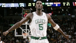 Οι Big3 των Σέλτικς ενώθηκαν ξανά στην απόσυρση της φανέλας του Κέβιν Γκαρνέτ (vid)