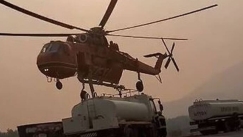 Εντυπωσιακό βίντεο: Ελικόπτερο ericsson εφοδιάζεται στον... αέρα από υδροφόρα (vid)