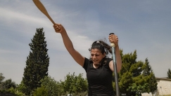 Αλια Ισα: Η πρόσφυγας παραολυμπιονίκης που ζει στην Ελλάδα και έχει ως πρότυπο τον Αντετοκούνμπο