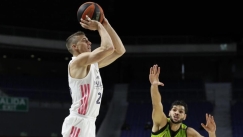 Δεν έχει απαντήσει στην πρόταση ανανέωσης της Ρεάλ ο Κάρολ, «χλωμή» η επιστροφή του στην Μαδρίτη