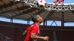 Ο Εβάντρο Ντελγκάδο του 'Sapo Desporto' για τον Γκάρι Ροντρίγκες: «Θα πετύχει πολλά γκολ, μπορεί να παίξει και ψευτοεννιάρι» (vid)