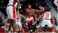 Στο 3-0 η Αρμάνι στη Serie A, «διπλό» στην έδρα της Βαρέζε