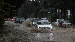 Μήνυμα από το 112: «Αποφύγετε μετακινήσεις σε περιοχές που μπορεί να πλημμυρίσουν»