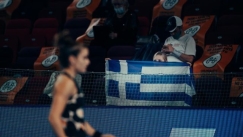 Σύνθημα τίτλου στη Μόσχα από την Μαρία Σάκκαρη 
