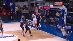 Το πόστερ κάρφωμα του Φαλ με τη Ζενίτ (vid)