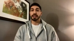 Καντέρ: «Στο FBI ανησυχούν για τη ζωή μου, μου είπαν να μην βγω από το σπίτι μου για δύο εβδομάδες» (vid)