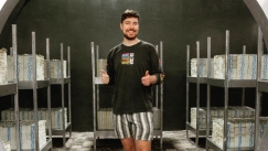 Ποιος είναι ο MrBeast: Ο YouTuber που μοιράζει εκατομμύρια σε αγνώστους