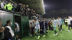 Οι αποδοκιμασίες στους παίκτες του Παναθηναϊκού μετά τη λήξη του ματς με τον ΠΑΟΚ (vid)