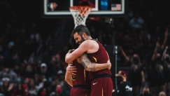 Οι Καβς... σκόρπισαν τους Ράπτορς στους πέντε ανέμους (vid)