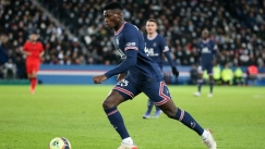 Η Παρί Σεν Ζερμέν στέκεται στο πλευρό του Νούνο Μέντες μετά από τις ρατσιστικές επιθέσεις