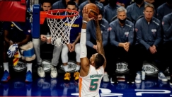 Oι Σπερς προσγείωσαν τους Ουόριορς (vid)