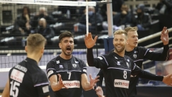 Η μητέρα του Γουόλς έβαλε πινακίδες… PAOK G4 στο αυτοκίνητό της