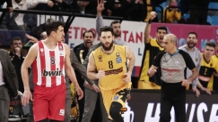 Τρομερό τρίτο δεκάλεπτο από τον Ράουτινς με 5/5 τρίποντα (vid)