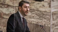 Ανδρουλάκης: «Υπερψηφίζουμε την πρόταση μομφής, οι πολίτες κουράστηκαν από την κοκορομαχία ΝΔ-ΣΥΡΙΖΑ»