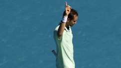  Ζόρικη πρόκριση για Μεντβέντεφ, 3-1 τον Κρέσι 