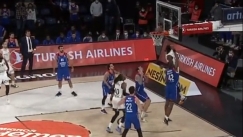 Επιβλητικός Ουάιτ με φόλοου (vid)