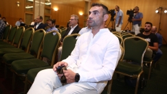 Χούτος: «Μου έχουν ζητήσει να στήσω αγώνα...» (vid)