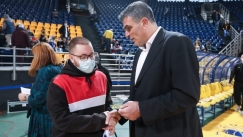 Η ΚΑΕ Άρης δώρισε ένα εισιτήριο διαρκείας στον πατέρα του αδικοχαμένου Άλκη